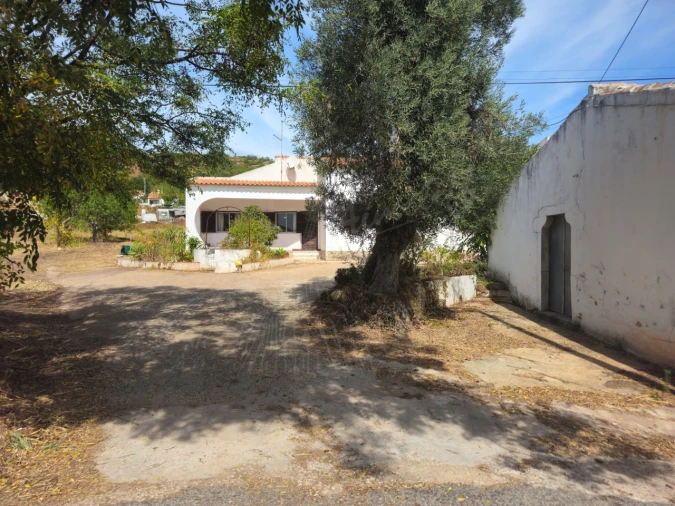 Quinta T6 para Venda em Santa Catarina da Fonte do Bispo Foto 39