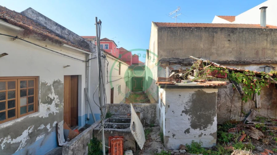 Moradia T4 para Venda em Buarcos Foto 5