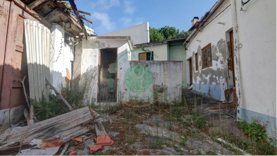 Moradia T4 para Venda em Buarcos Foto 13