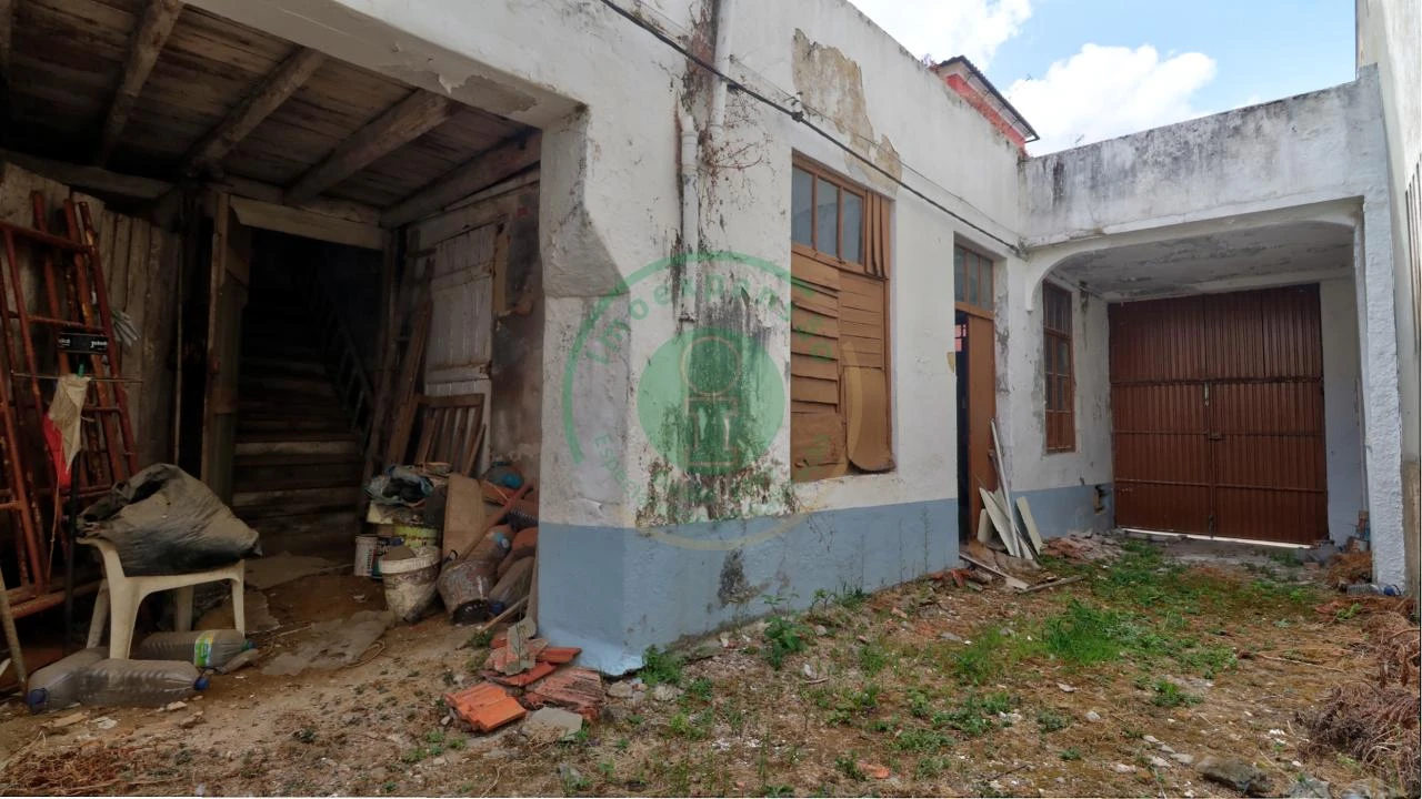 Moradia T4 para Venda em Buarcos Foto 14