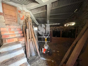 Moradia para Venda em Constantim e Vale de Nogueiras