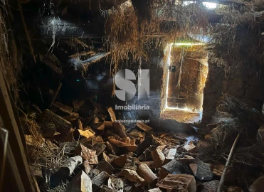 Moradia para Venda em Constantim e Vale de Nogueiras