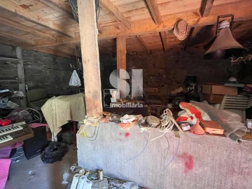 Moradia para Venda em Constantim e Vale de Nogueiras