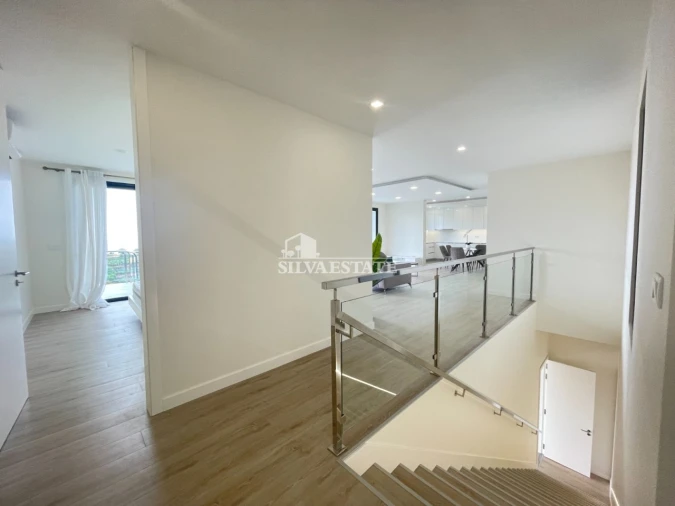 Moradia T3 para Venda em Ribeira Brava Foto 10