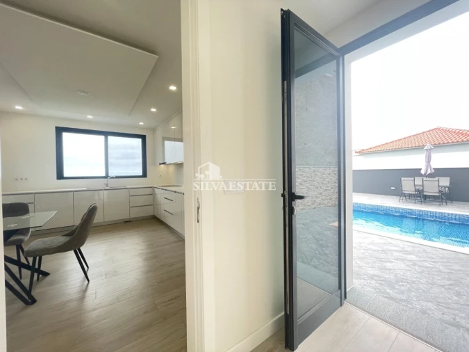 Moradia T3 para Venda em Ribeira Brava Foto 18