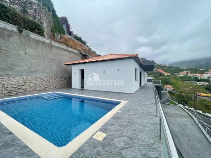 Moradia T3 para Venda em Ribeira Brava Foto 19