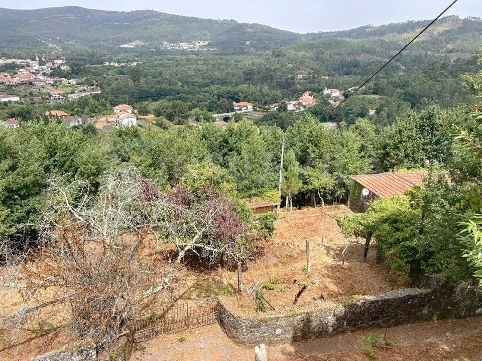 Moradia T3 para Venda em Covas Foto 5