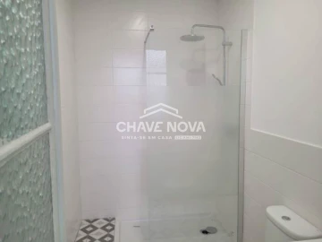 Apartamento T3 para Arrendamento em Santo António