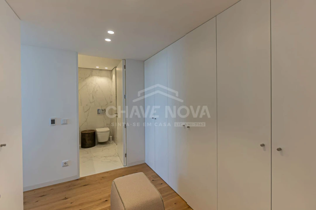 Apartamento T3 para Venda em Custóias, Leça do Balio e Guifões Foto 18