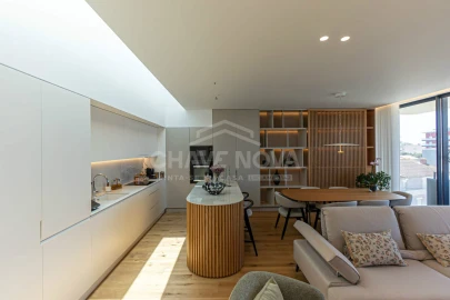 Apartamento T3 para Venda em Custóias, Leça do Balio e Guifões