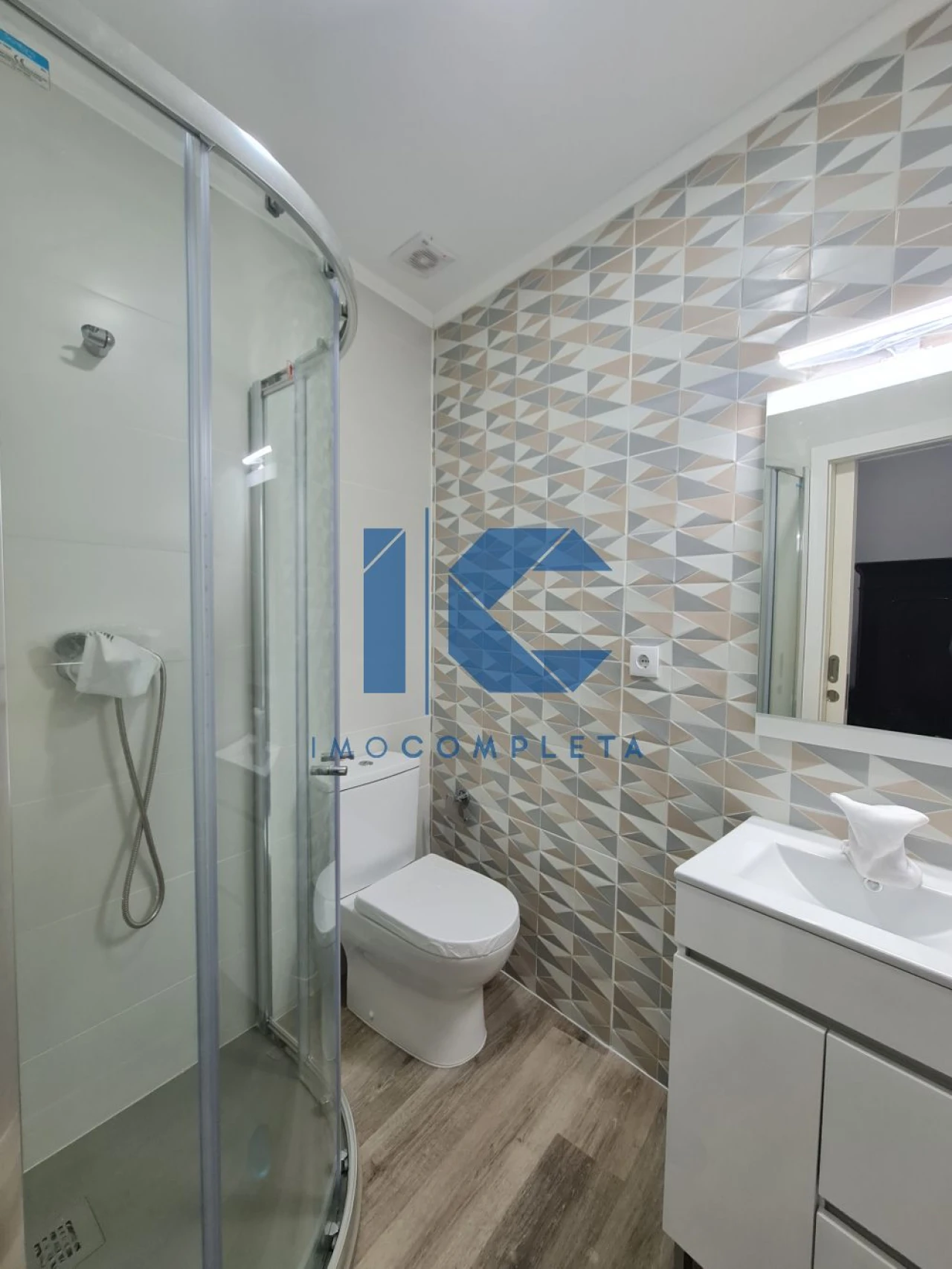 Moradia T5 para Venda em Trofa, Segadães e Lamas do Vouga Foto 10