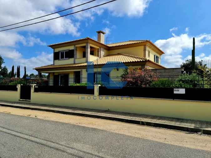 Moradia T4 para Venda em Águeda e Borralha Foto 1