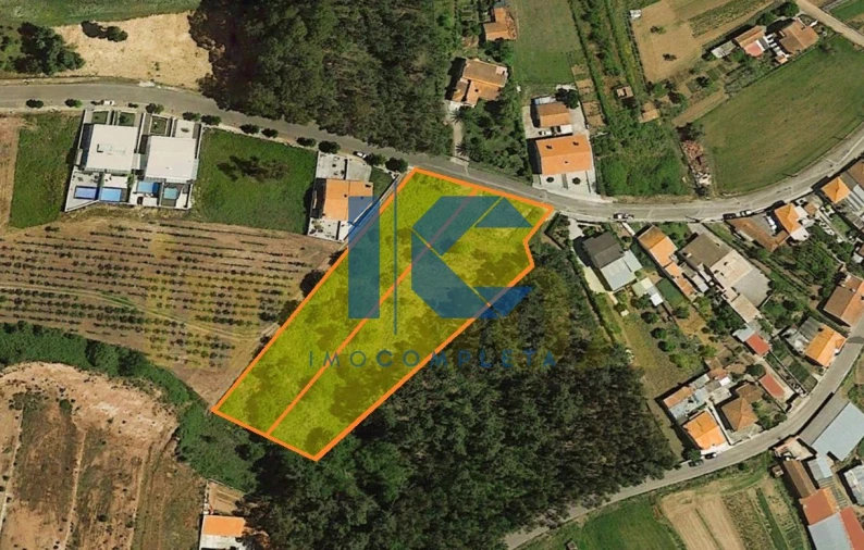 Terreno para Venda em Valongo do Vouga Foto 2