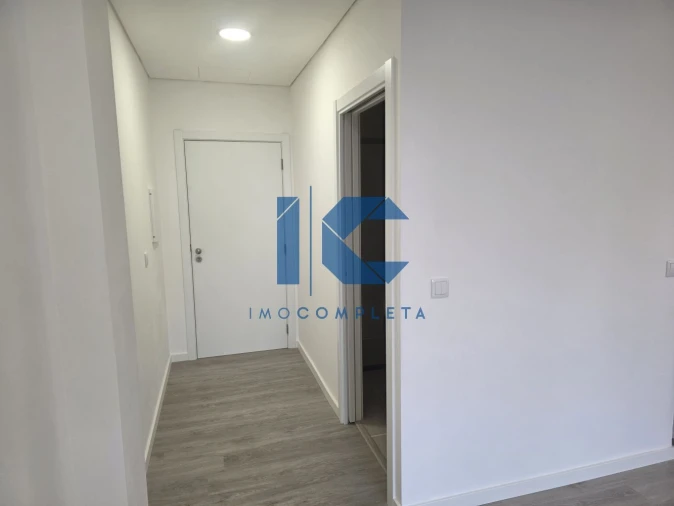 Apartamento T0 para Venda em Águeda e Borralha Foto 2