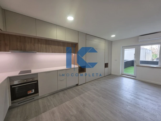 Apartamento T0 para Venda em Águeda e Borralha Foto 1