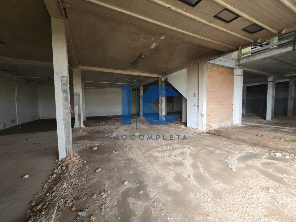 Loja para Arrendamento em Gafanha da Encarnação Foto 5