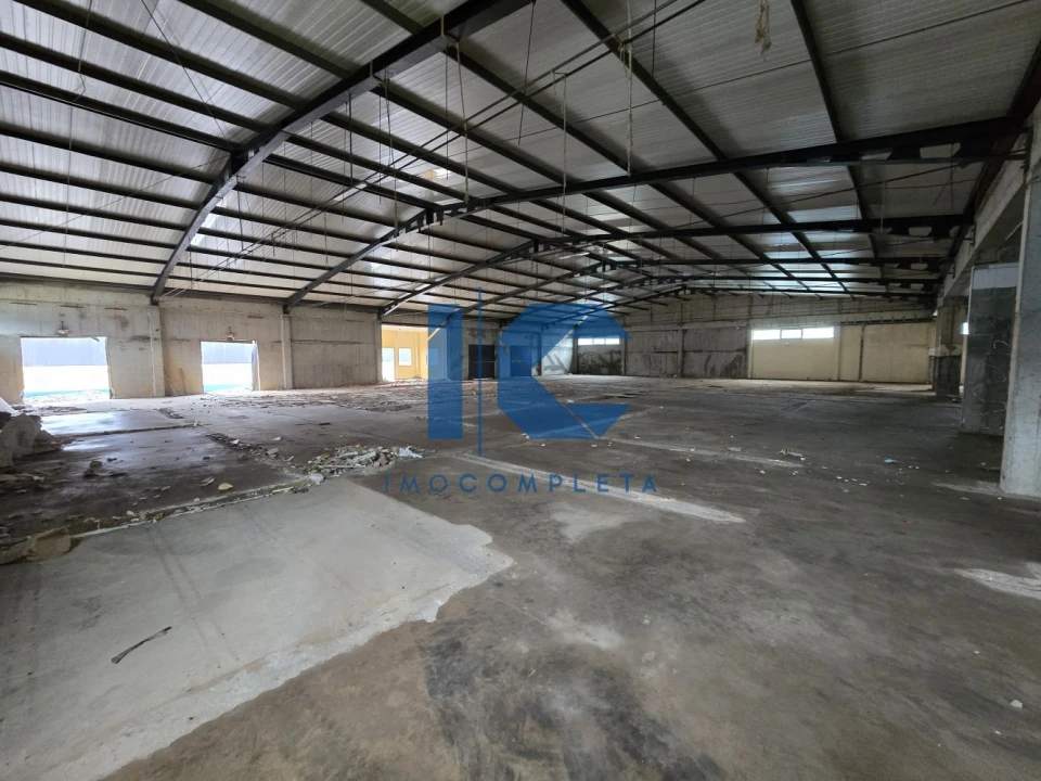 Loja para Arrendamento em Gafanha da Encarnação Foto 3