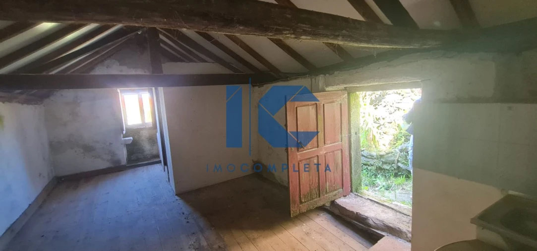 Moradia T2 para Venda em Junqueira Foto 4