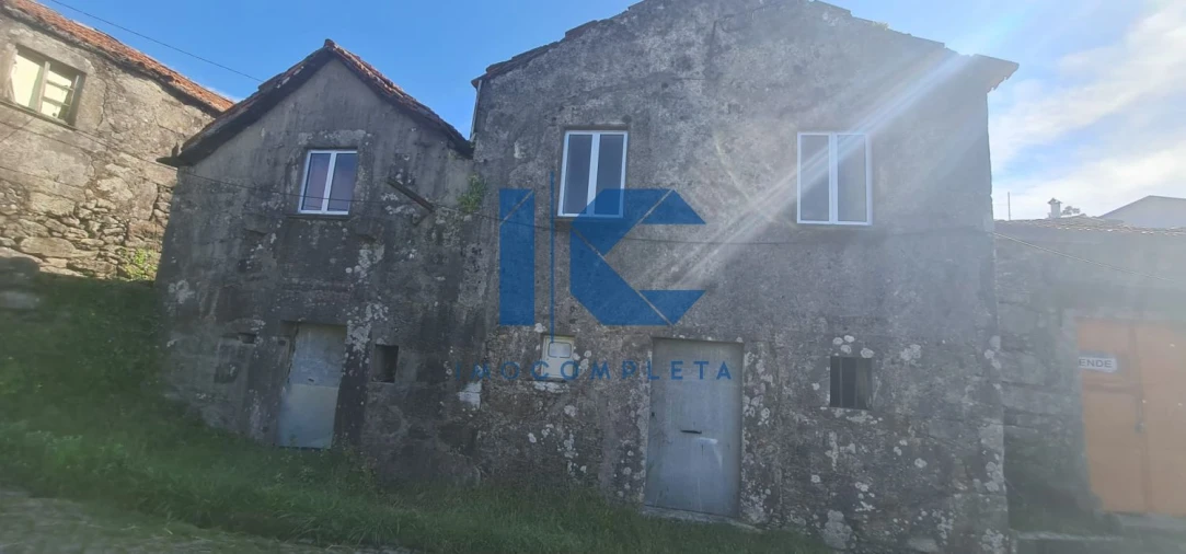 Moradia T2 para Venda em Junqueira Foto 2