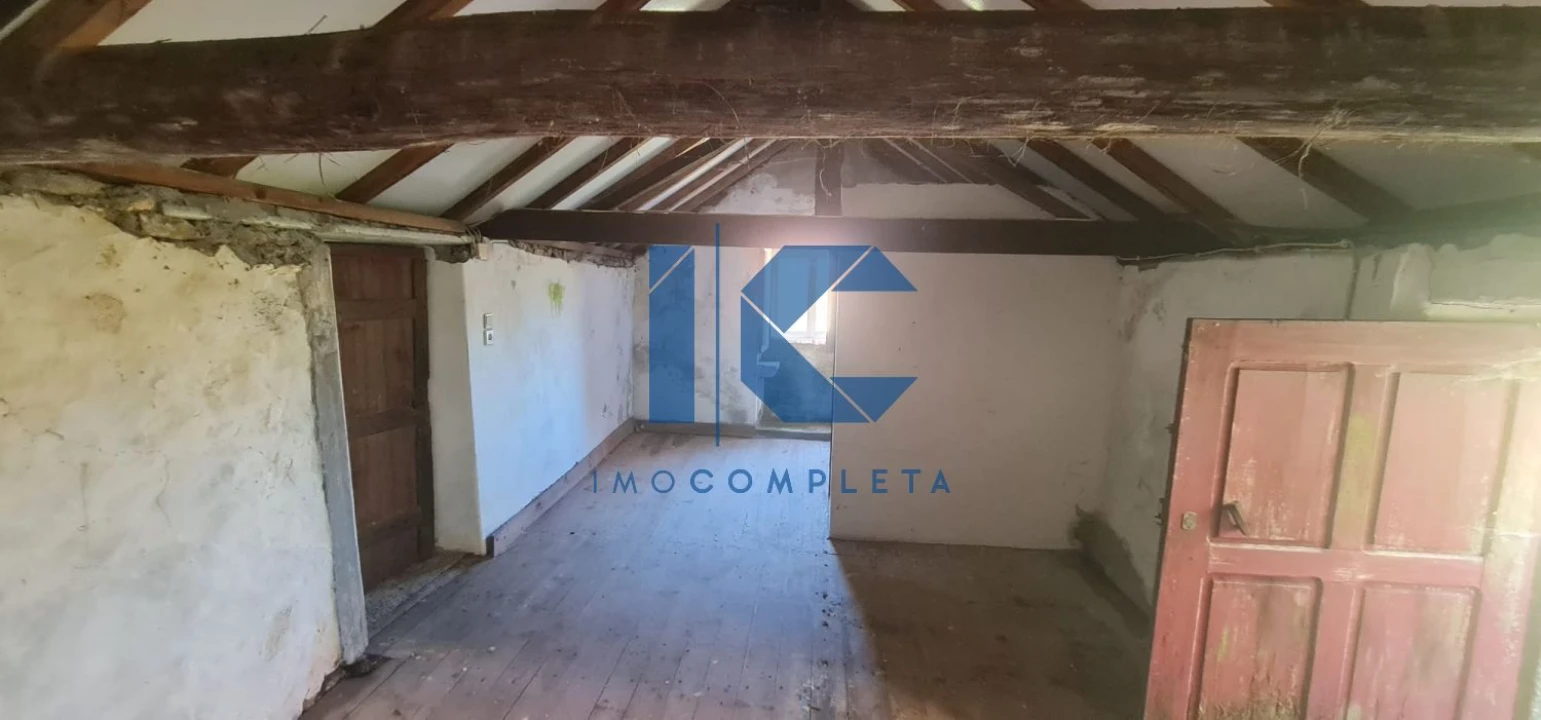 Moradia T2 para Venda em Junqueira Foto 5