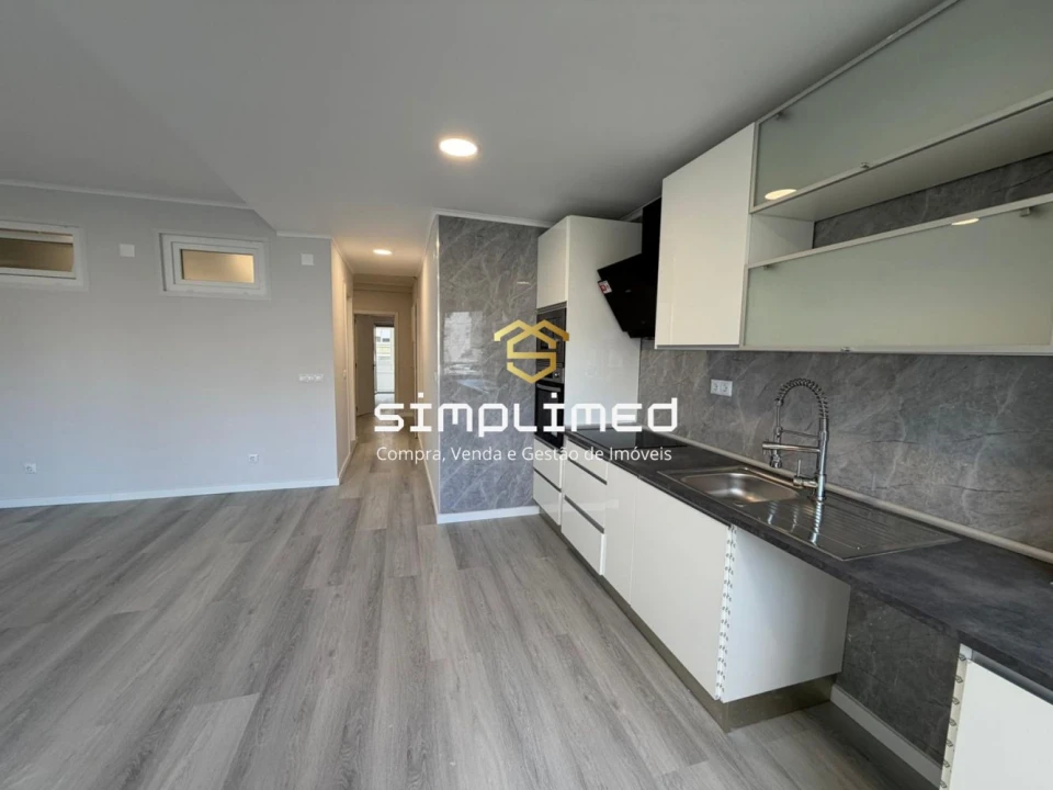 Apartamento T2 para Venda em Oeiras e São Julião da Barra, Paço de Arcos e Caxias Foto 5