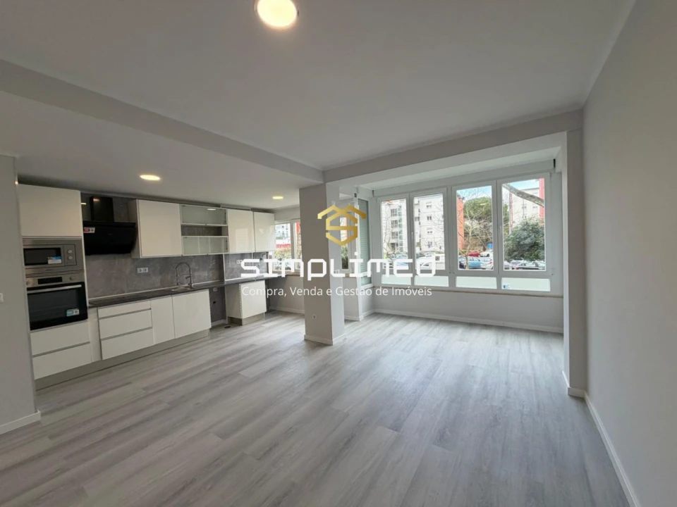 Apartamento T2 para Venda em Oeiras e São Julião da Barra, Paço de Arcos e Caxias Foto 2