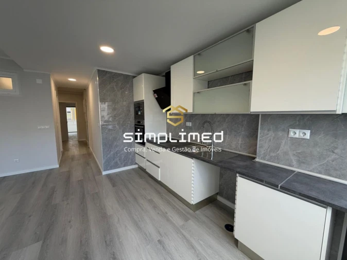 Apartamento T2 para Venda em Oeiras e São Julião da Barra, Paço de Arcos e Caxias Foto 4