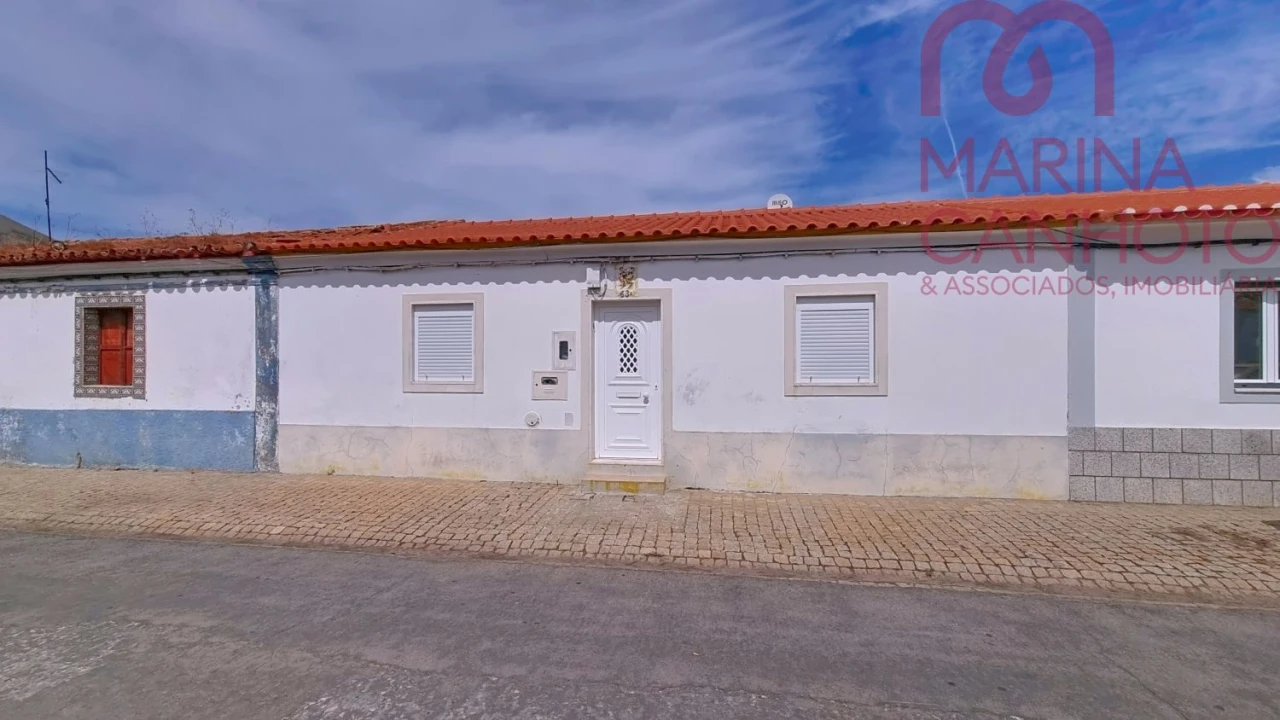 Moradia T3 para Venda em Cano Foto 2