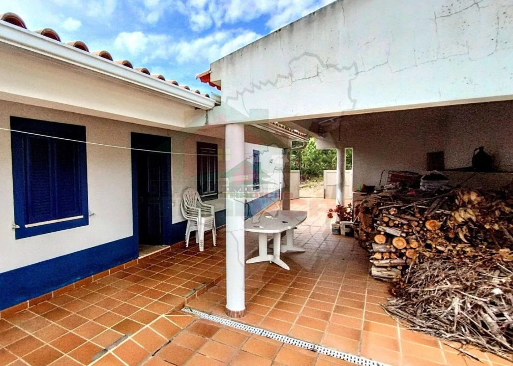 Moradia T3 para Venda em Vila de Rei Foto 11