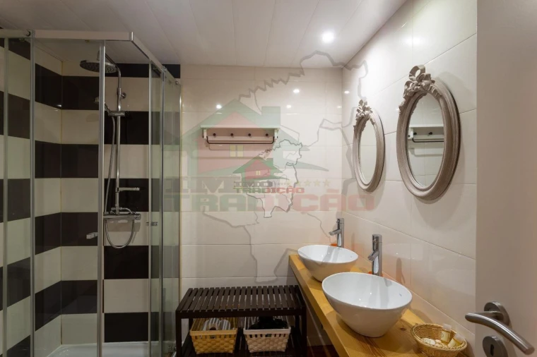 Loja para Venda em Sertã Foto 37