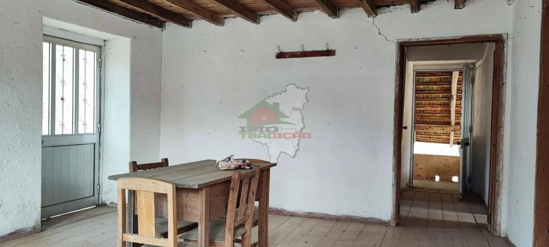 Moradia T3 para Venda em Cernache do Bonjardim, Nesperal e Palhais Foto 10