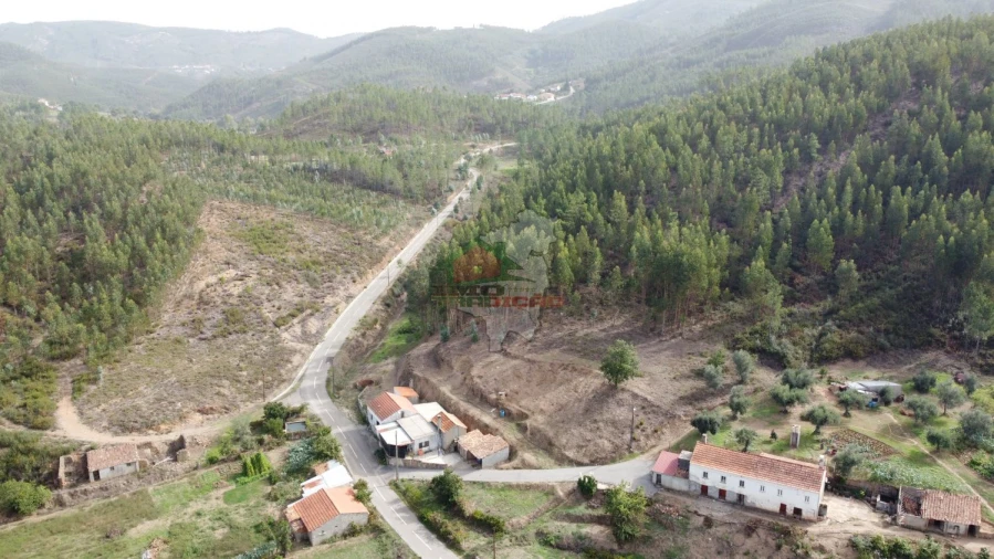 Moradia T3 para Venda em Cernache do Bonjardim, Nesperal e Palhais Foto 54