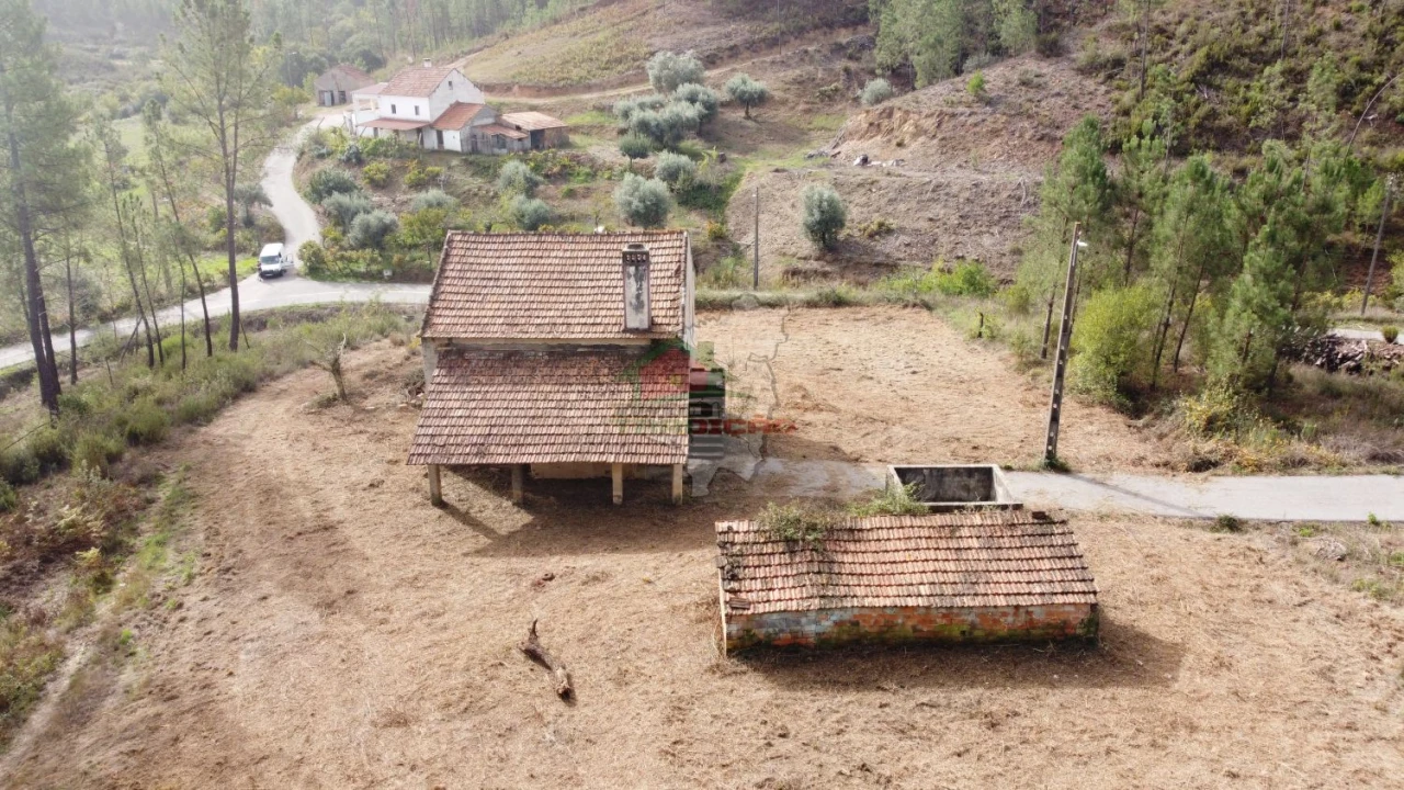 Moradia T3 para Venda em Cernache do Bonjardim, Nesperal e Palhais Foto 50