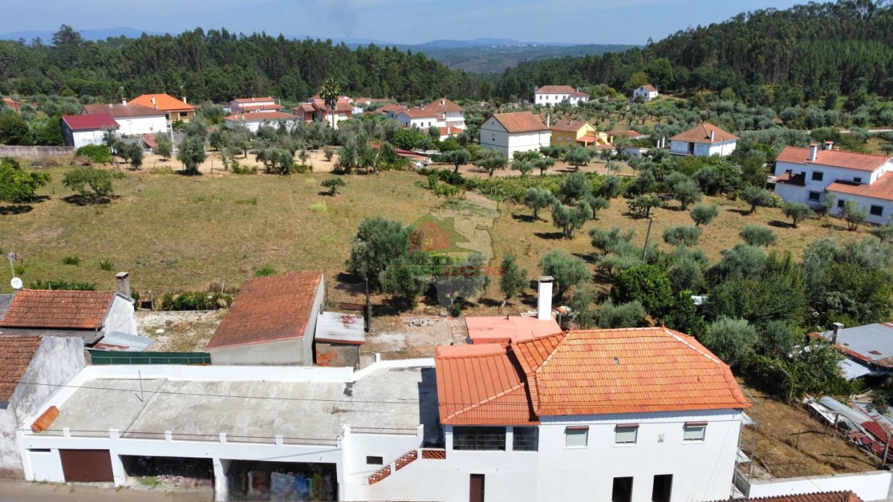 Moradia T3 para Venda em Cernache do Bonjardim, Nesperal e Palhais Foto 12
