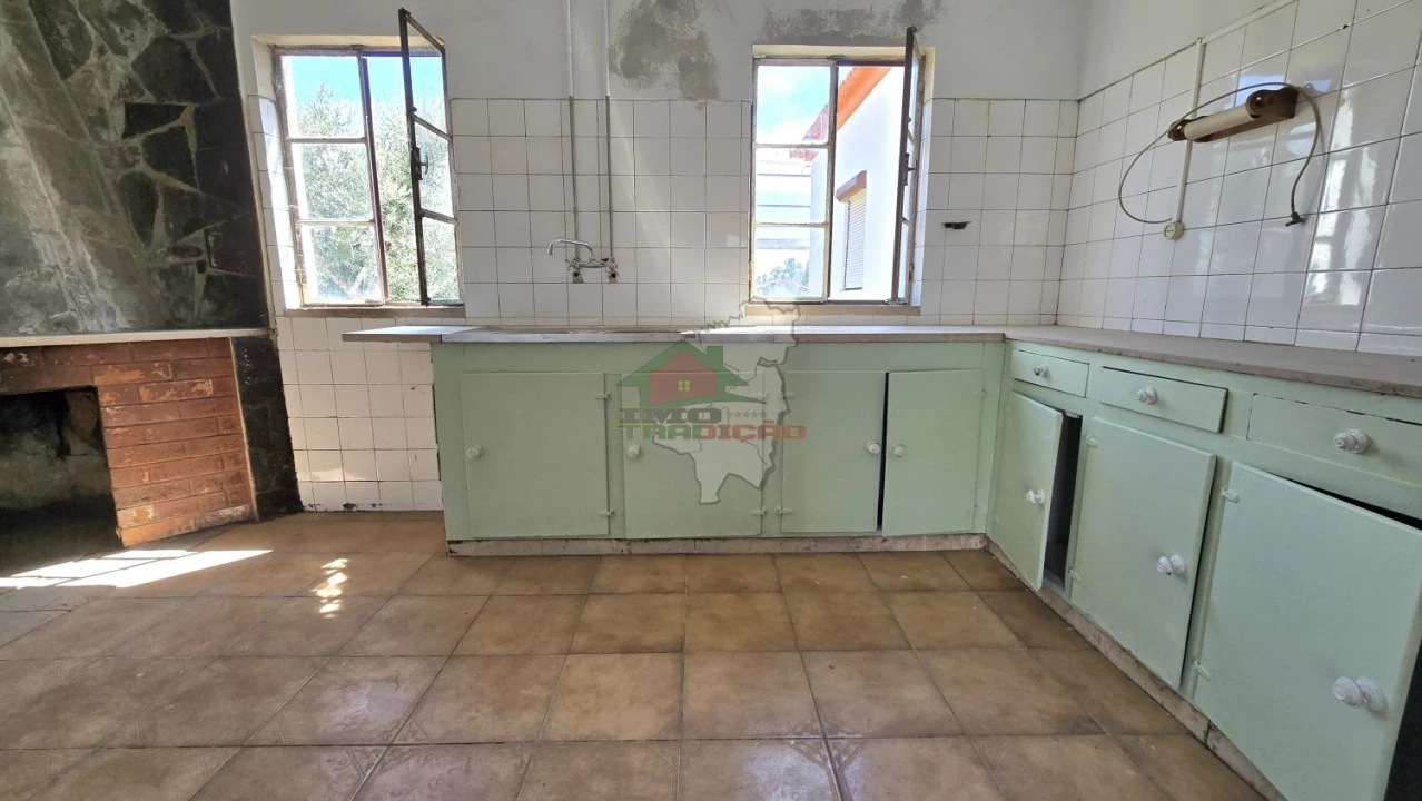 Moradia T3 para Venda em Cernache do Bonjardim, Nesperal e Palhais Foto 24