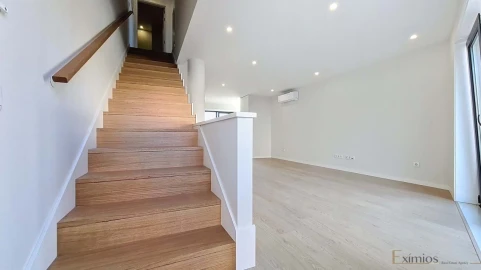 Apartamento T3 para Venda em Póvoa de Varzim, Beiriz e Argivai
