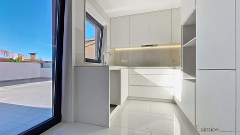Apartamento T3 para Venda em Póvoa de Varzim, Beiriz e Argivai