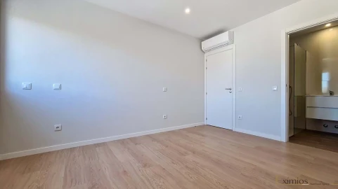Apartamento T3 para Venda em Póvoa de Varzim, Beiriz e Argivai