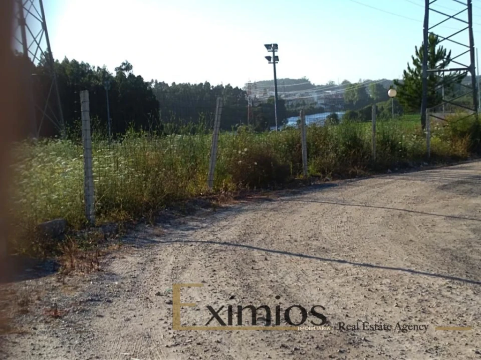 Terreno para Venda em Vila do Conde Foto 1