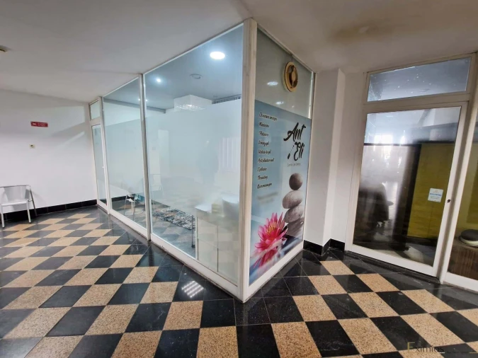 Negócio para Venda em Santo Tirso, Couto (Santa Cristina e São Miguel) e Burgães Foto 2