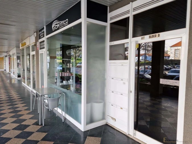 Negócio para Venda em Santo Tirso, Couto (Santa Cristina e São Miguel) e Burgães Foto 5