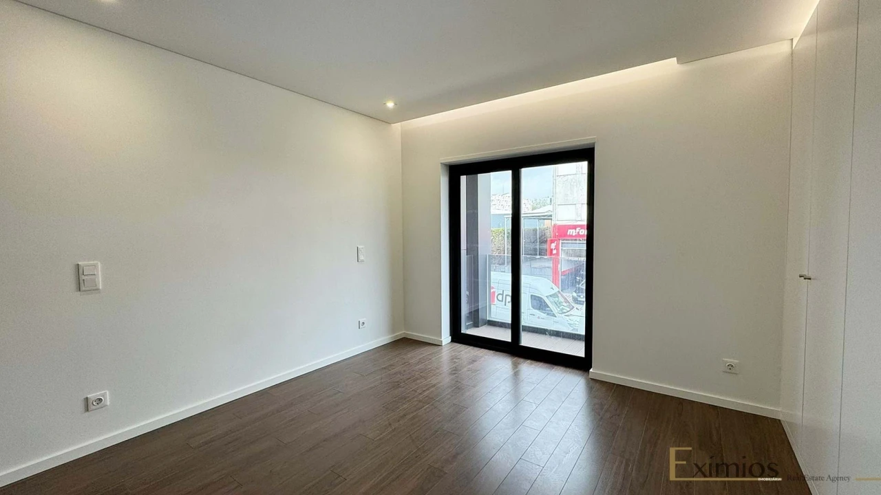 Apartamento T3 para Venda em Ramalde Foto 10