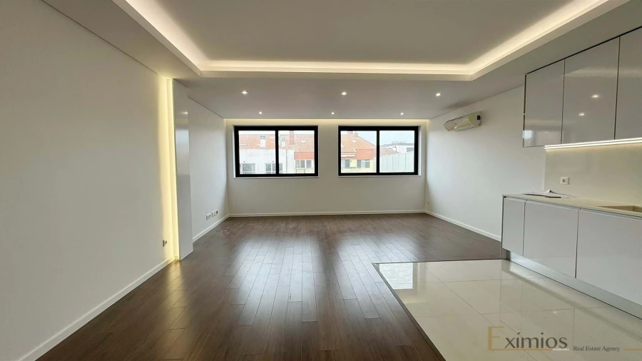 Apartamento T3 para Venda em Ramalde Foto 4