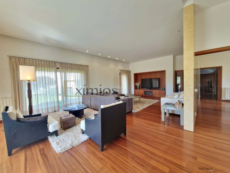 Moradia T5 para Venda em Póvoa de Varzim, Beiriz e Argivai Foto 5