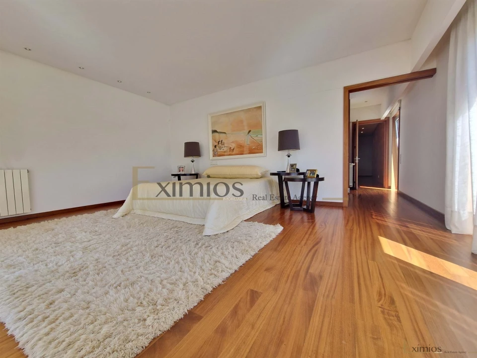 Moradia T5 para Venda em Póvoa de Varzim, Beiriz e Argivai Foto 12