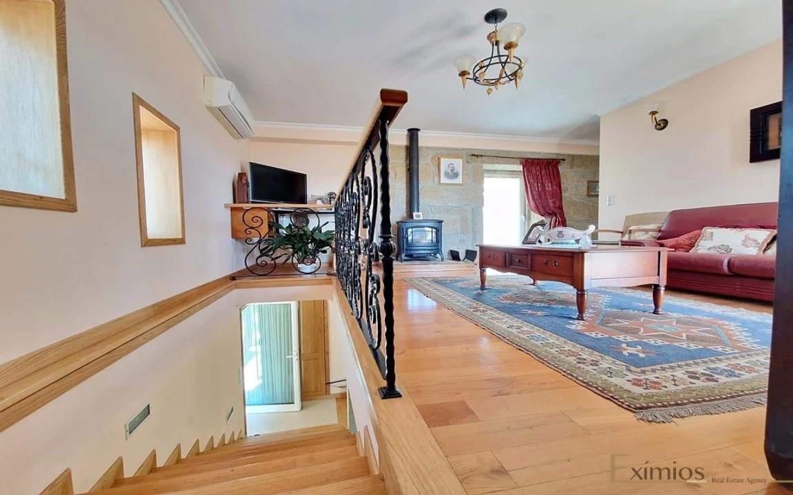 Moradia T3 para Venda em São Lourenço de Ribapinhão Foto 6