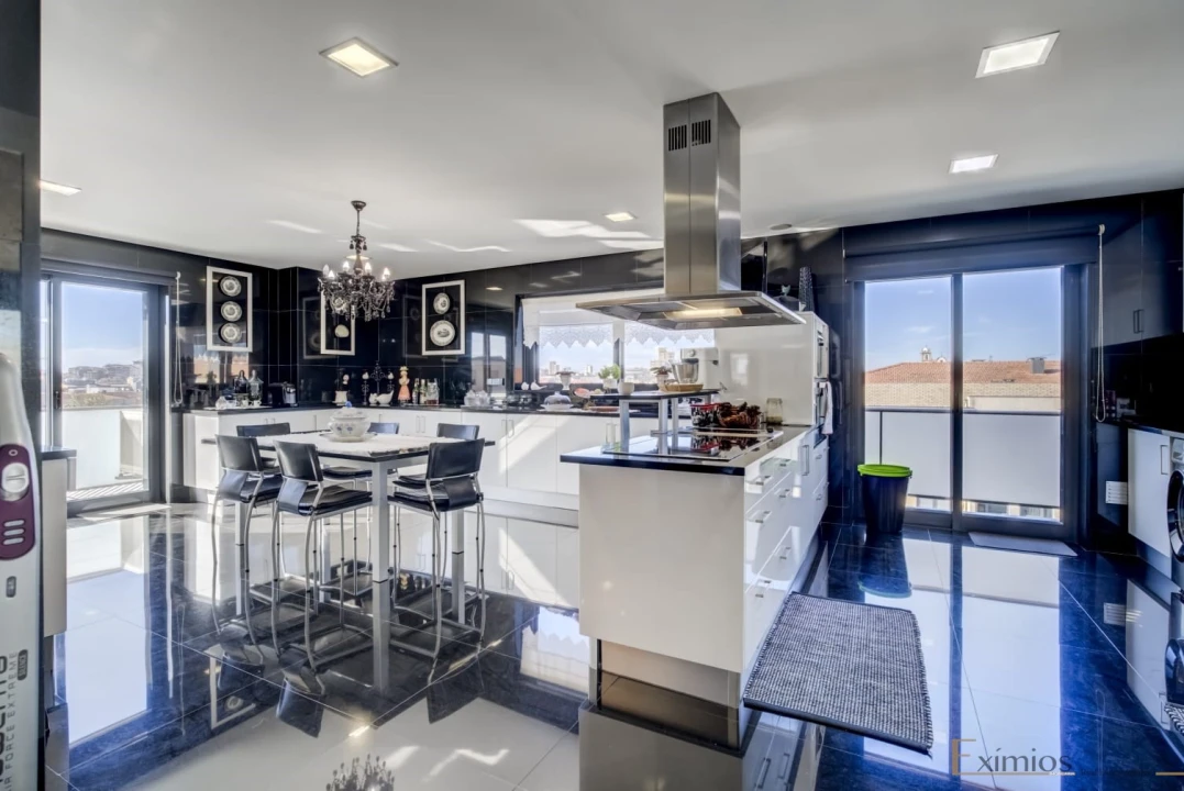 Apartamento T4 para Venda em Póvoa de Varzim, Beiriz e Argivai Foto 12