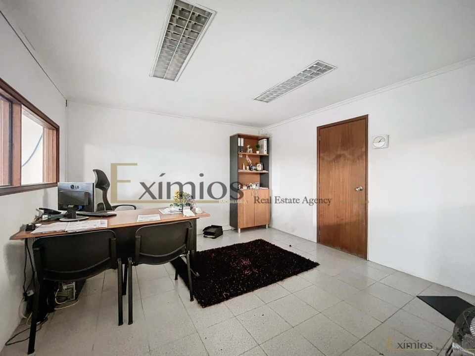 Armazém para Venda em Póvoa de Varzim, Beiriz e Argivai Foto 1