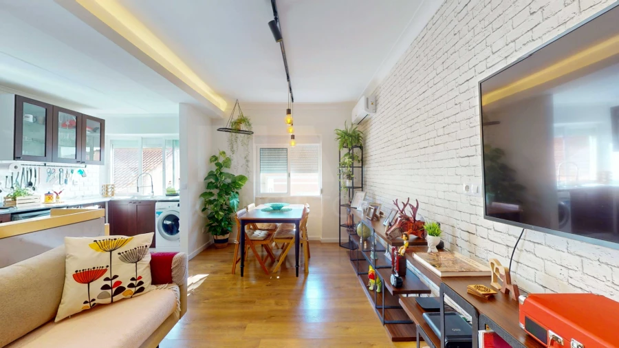 Apartamento T3 para Venda em Almada, Cova da Piedade, Pragal e Cacilhas Foto 3