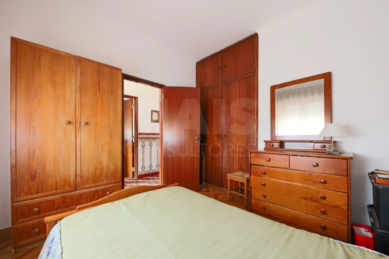 Moradia T2 para Venda em Alverca do Ribatejo e Sobralinho Foto 9